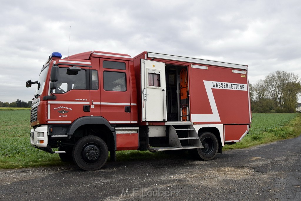 Einsatz BF Koeln PKW im See Koeln Esch P001.JPG - Miklos Laubert